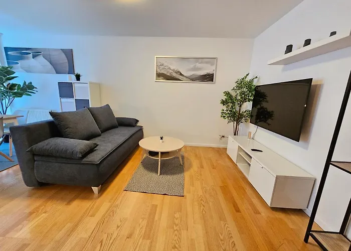 Oasis With Brand-new Kitchen 1br *
